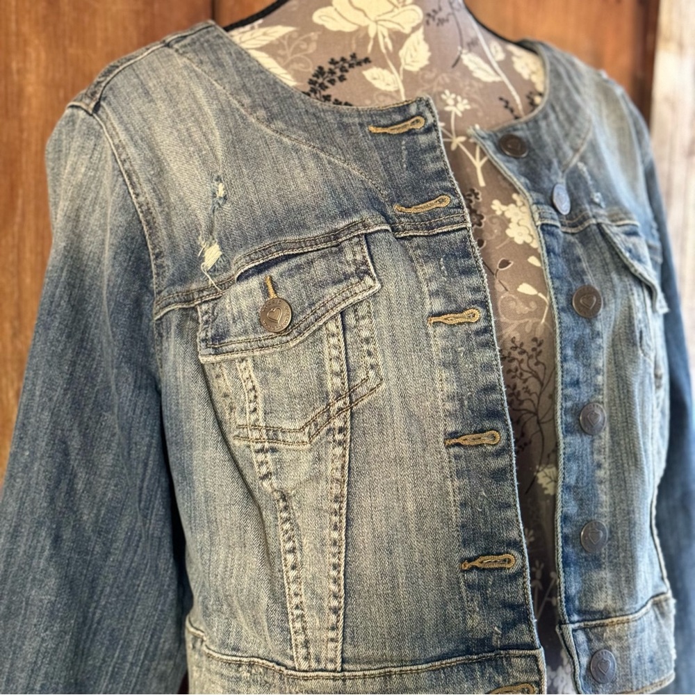TORRID jean jacket cropped distressed